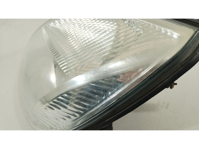 Recambio de faro derecho para ford fiesta v (jh_, jd_) 1.4 16v referencia OEM IAM 2S6X13W030AH  