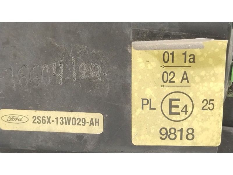 Recambio de faro derecho para ford fiesta v (jh_, jd_) 1.4 16v referencia OEM IAM 2S6X13W029AH  