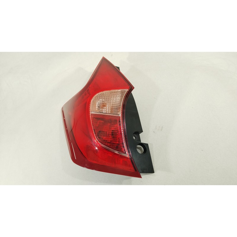 Recambio de piloto trasero izquierdo para nissan note (e12) 1.2 dig-s referencia OEM IAM 266553VV0A L90040287 265553VV0A