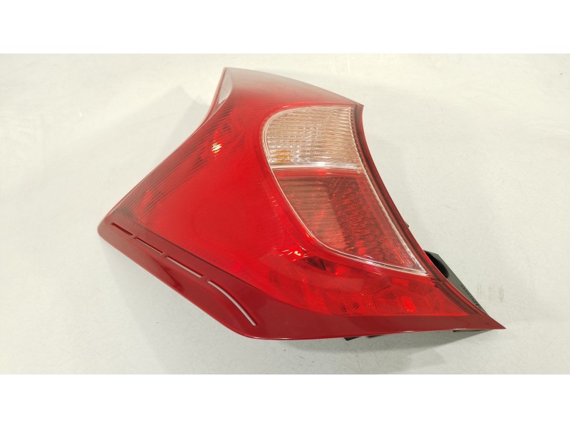 Recambio de piloto trasero izquierdo para nissan note (e12) 1.2 dig-s referencia OEM IAM 266553VV0A L90040287 265553VV0A