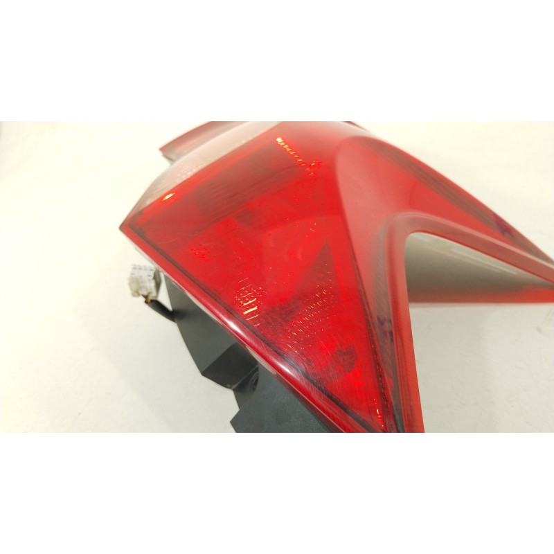 Recambio de piloto trasero izquierdo para nissan note (e12) 1.2 dig-s referencia OEM IAM 266553VV0A L90040287 265553VV0A