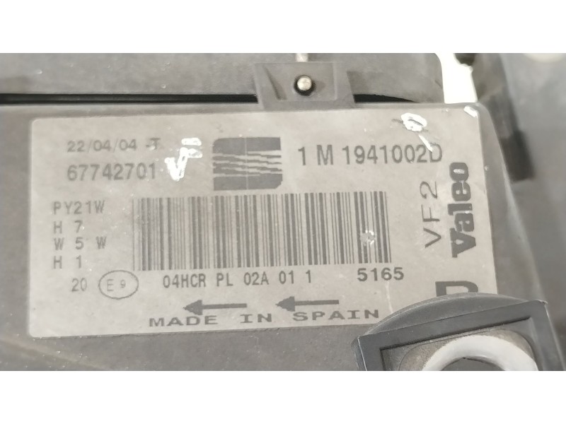 Recambio de faro derecho para seat toledo ii (1m2) 1.6 referencia OEM IAM 1M1941002D 67742701 
