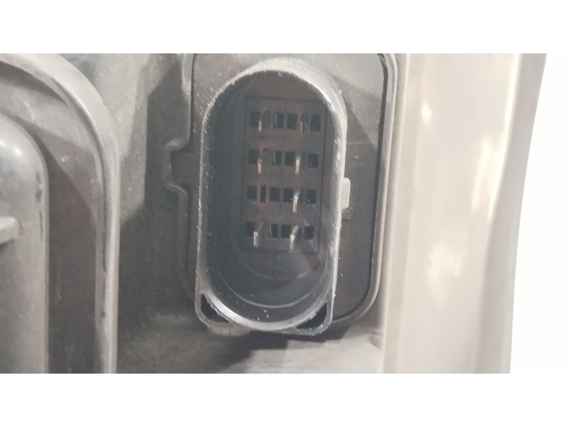 Recambio de faro derecho para seat toledo ii (1m2) 1.6 referencia OEM IAM 1M1941002D 67742701 