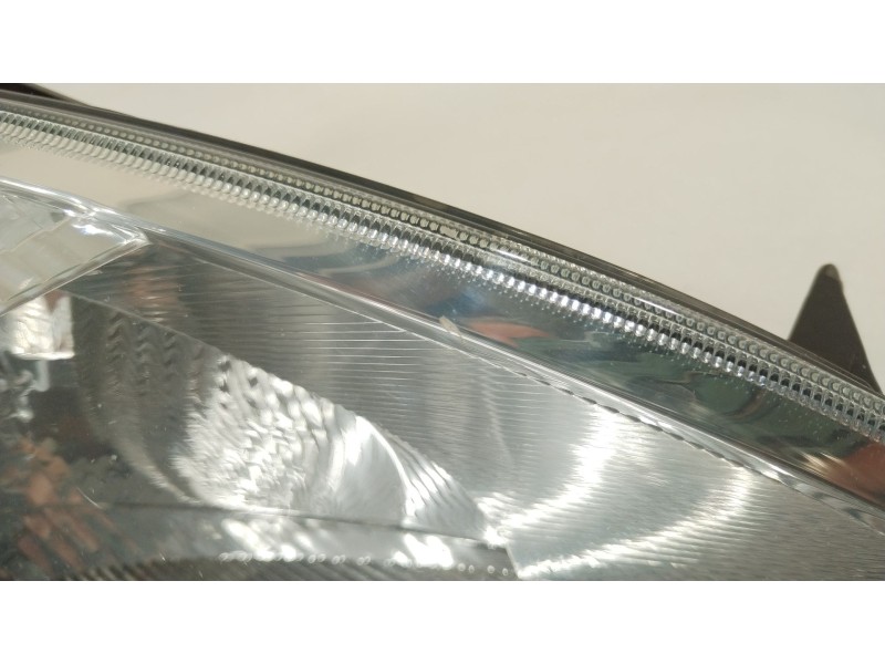 Recambio de faro derecho para ford fiesta v (jh_, jd_) 1.4 tdci referencia OEM IAM 2S6X13W029AJ  