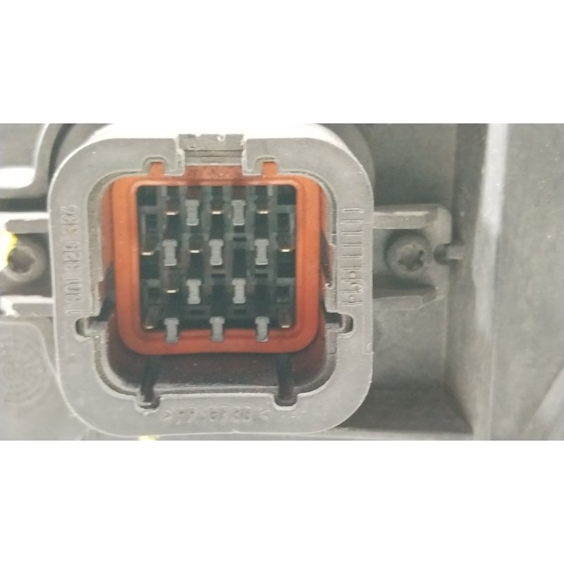 Recambio de faro derecho para ford mondeo iii (b5y) 2.0 tdci referencia OEM IAM 1S7113005UC 0301174274 1307329064