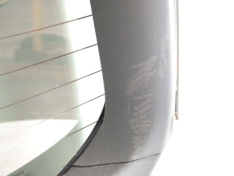 Recambio de porton trasero para toyota auris (_e15_) 2.0 d-4d (ade150_) referencia OEM IAM 6700502110  