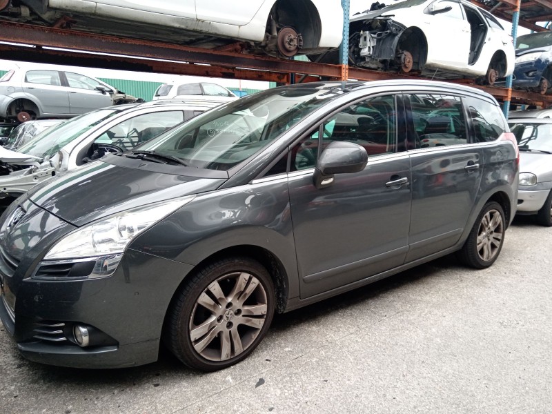 peugeot 5008 (0u_, 0e_) del año 2011