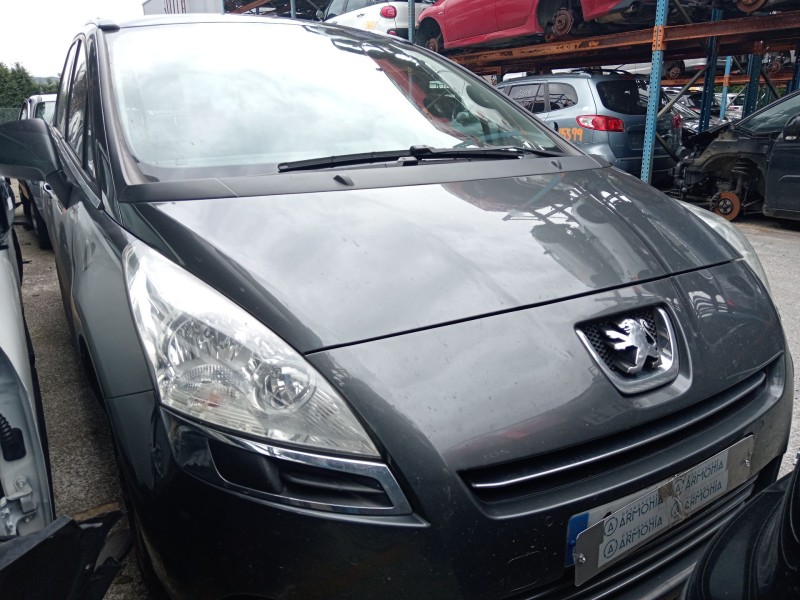 peugeot 5008 (0u_, 0e_) del año 2011