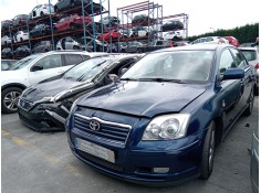 toyota avensis sedán (_t25_) del año 2004