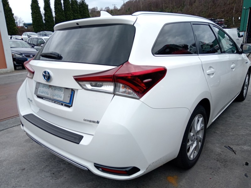 toyota auris station wagon (_e18_) del año 2017