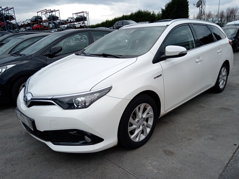 toyota auris station wagon (_e18_) del año 2017