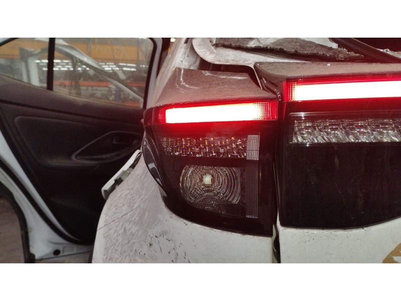 Recambio de piloto trasero izquierdo para toyota yaris (_p21_, _pa1_, _ph1_) 1.5 hybrid (mxph11) referencia OEM IAM 815600DE20  