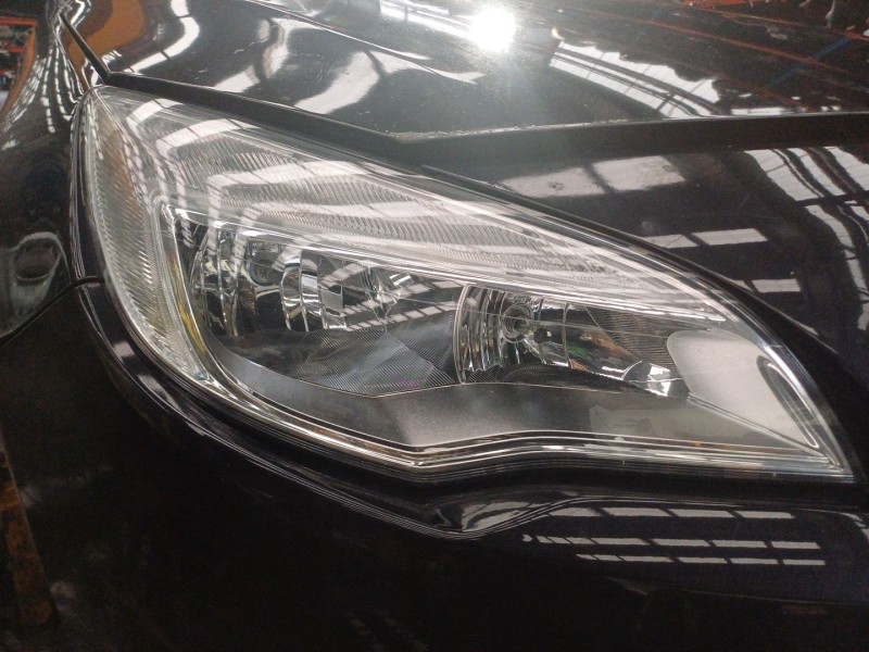 Recambio de faro derecho para opel astra j (p10) 1.7 cdti (68) referencia OEM IAM 13253647 1EG01001102 