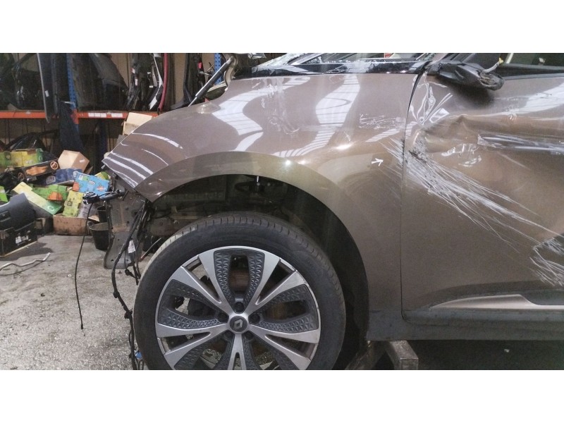 Recambio de aleta delantera izquierda para renault grand scénic iv (r9_) 1.5 dci 110 referencia OEM IAM   