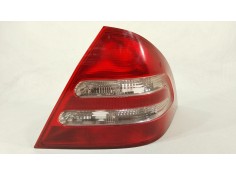 Recambio de piloto trasero derecho para mercedes-benz clase c (w203) c 220 cdi (203.006) referencia OEM IAM A2038200264  