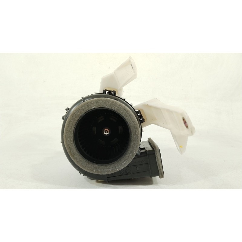 Recambio de ventilador calefaccion para toyota yaris (_p21_, _pa1_, _ph1_) 1.5 hybrid (mxph11) referencia OEM IAM G9230K0021  