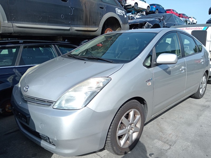 toyota prius liftback (_w2_) del año 2008