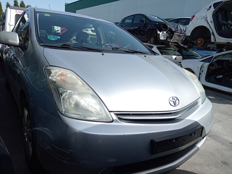 toyota prius liftback (_w2_) del año 2008