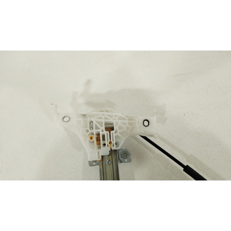 Recambio de elevalunas trasero derecho para toyota yaris (_p21_, _pa1_, _ph1_) 1.5 hybrid (mxph11) referencia OEM IAM 857100D550