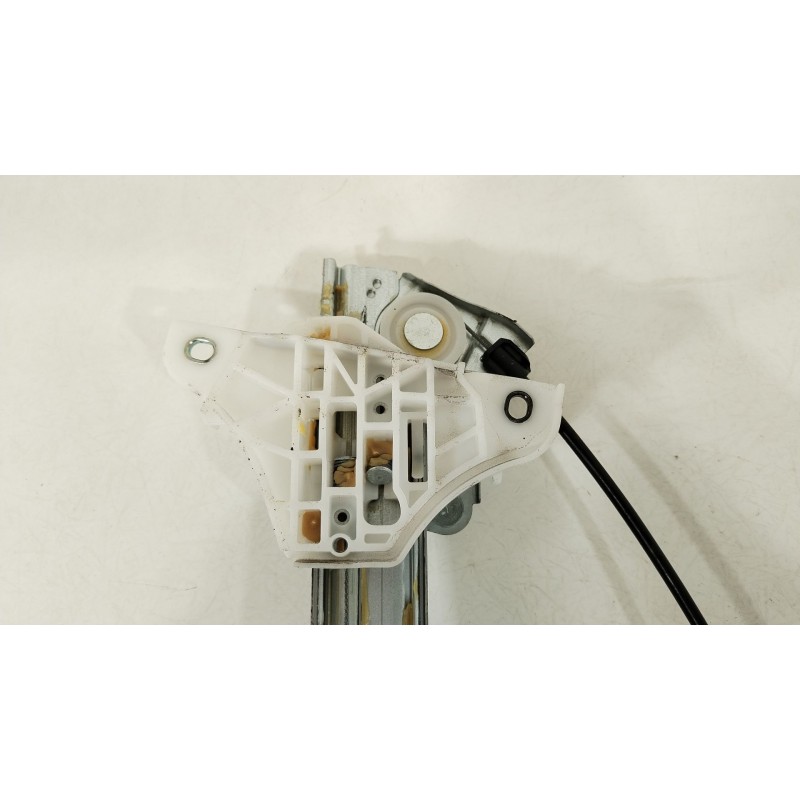 Recambio de elevalunas delantero derecho para toyota yaris (_p21_, _pa1_, _ph1_) 1.5 hybrid (mxph11) referencia OEM IAM 857100D5