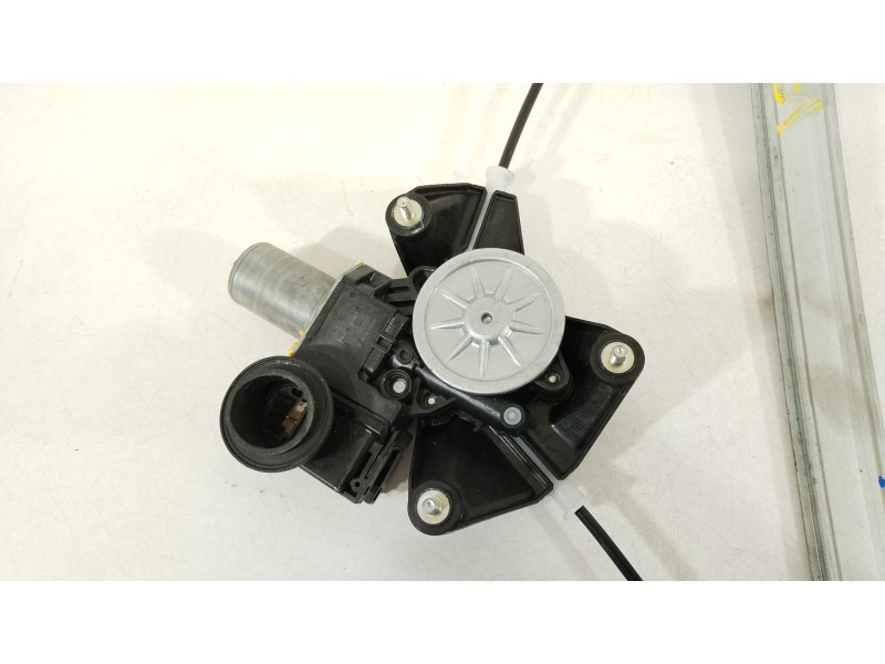 Recambio de elevalunas delantero derecho para toyota yaris (_p21_, _pa1_, _ph1_) 1.5 hybrid (mxph11) referencia OEM IAM 857100D5