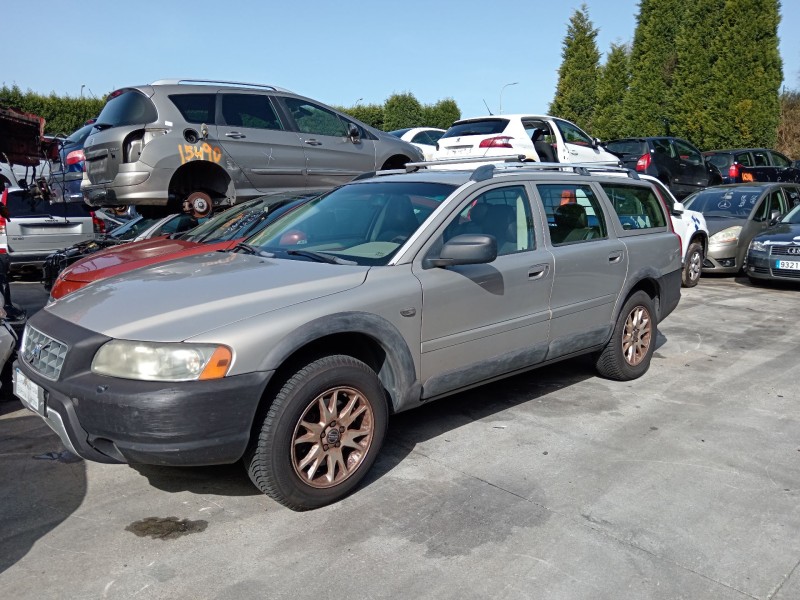 volvo xc70 i cross country (295) del año 2004
