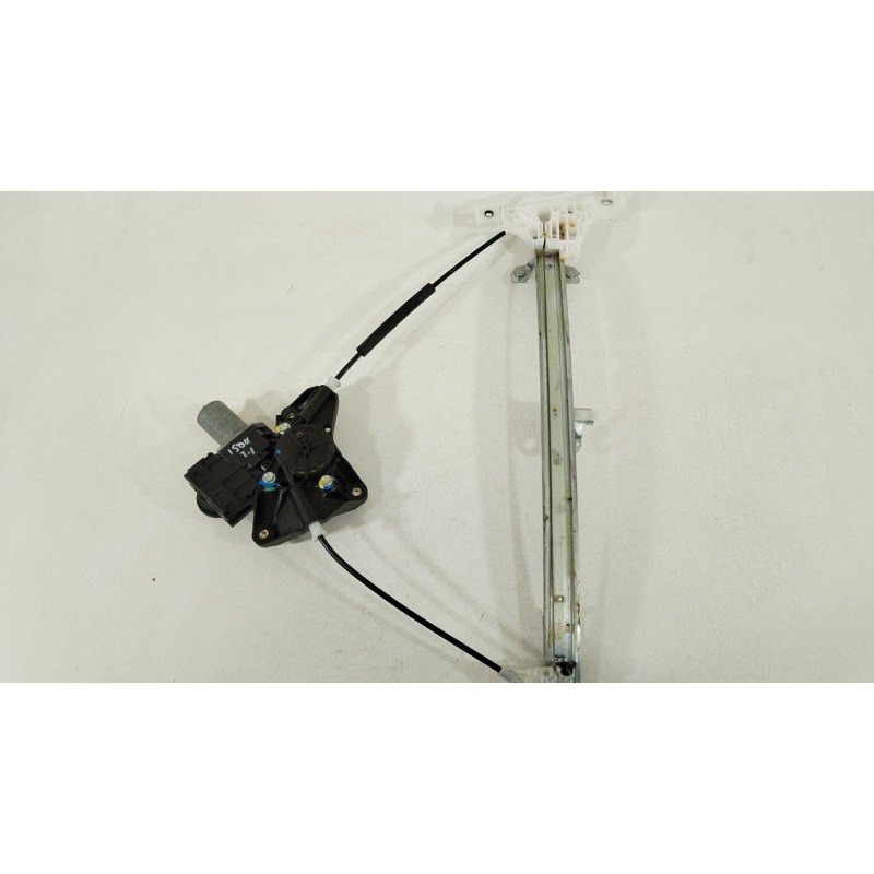 Recambio de elevalunas trasero izquierdo para toyota yaris (_p21_, _pa1_, _ph1_) 1.5 hybrid (mxph11) referencia OEM IAM 857200D5