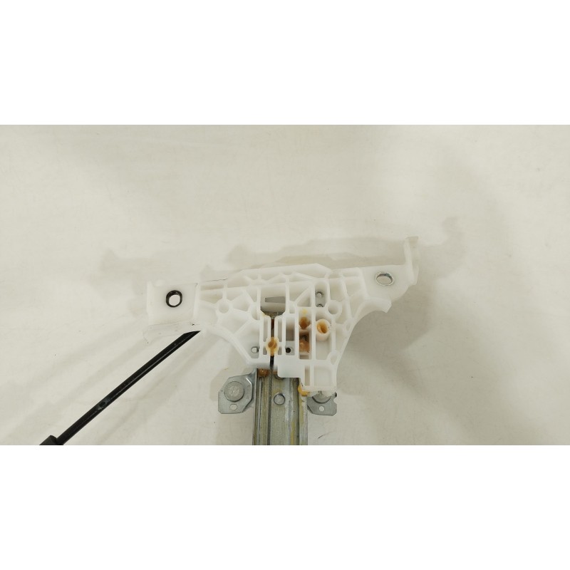 Recambio de elevalunas trasero izquierdo para toyota yaris (_p21_, _pa1_, _ph1_) 1.5 hybrid (mxph11) referencia OEM IAM 857200D5