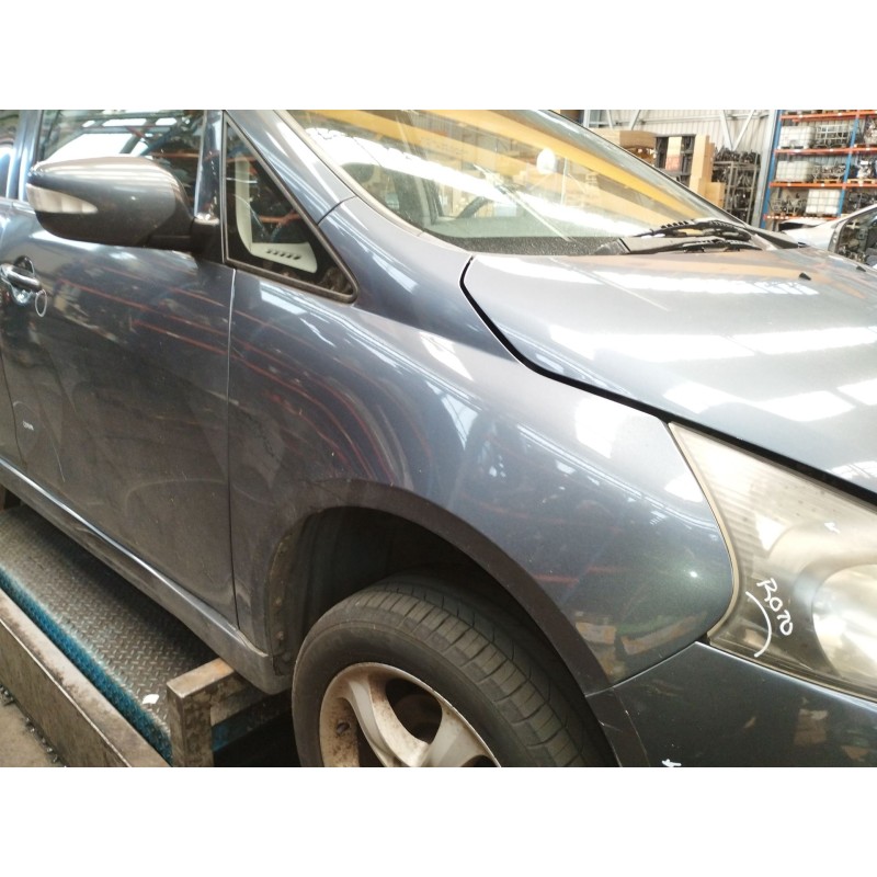 Recambio de aleta delantera derecha para mitsubishi grandis (na_w) 2.0 di-d (na8w) referencia OEM IAM 5220B198  