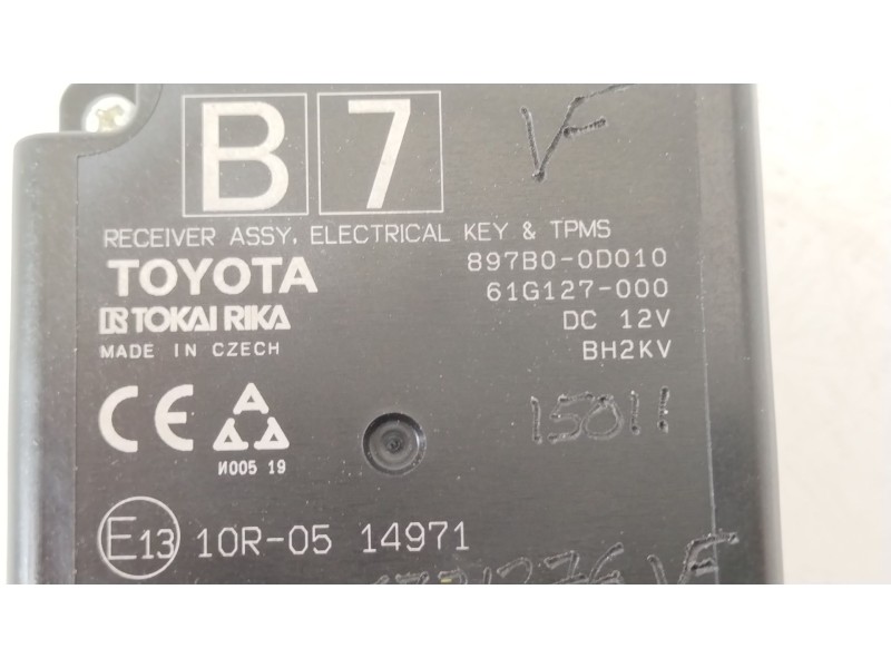 Recambio de modulo electronico para toyota yaris (_p21_, _pa1_, _ph1_) 1.5 hybrid (mxph11) referencia OEM IAM 897B00D010  