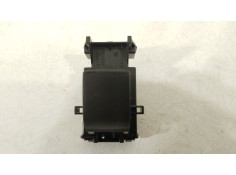 Recambio de mando elevalunas trasero derecho para toyota yaris (_p21_, _pa1_, _ph1_) 1.5 hybrid (mxph11) referencia OEM IAM 8481