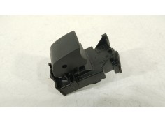 Recambio de mando elevalunas trasero izquierdo para toyota yaris (_p21_, _pa1_, _ph1_) 1.5 hybrid (mxph11) referencia OEM IAM 84 2