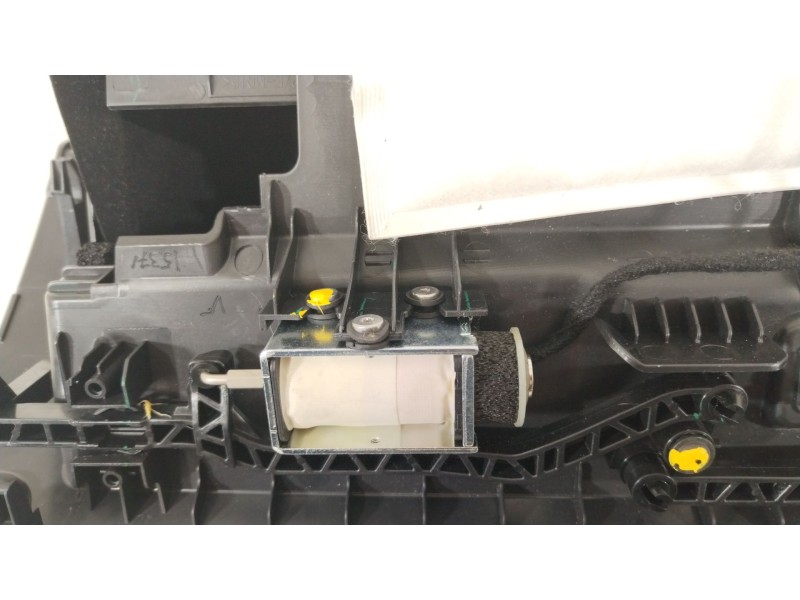 Recambio de guantera para tesla model 3 ev referencia OEM IAM 108334081K 156571400A 