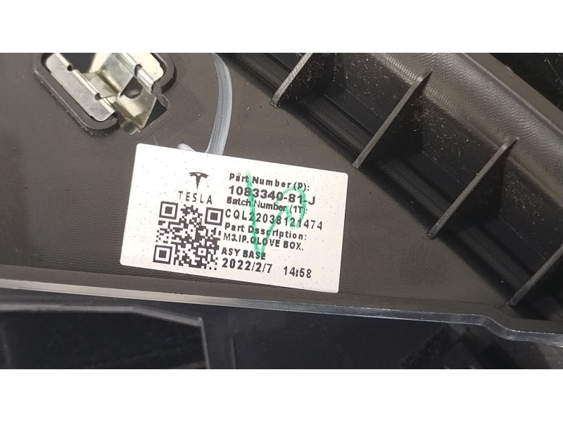 Recambio de guantera para tesla model 3 ev referencia OEM IAM 108334081K 156571400A 