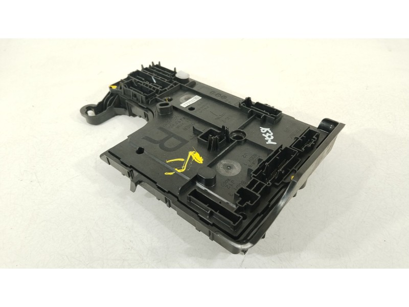 Recambio de modulo electronico para tesla model 3 ev referencia OEM IAM 156745400B  