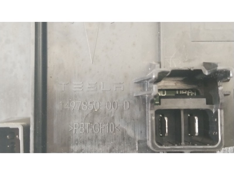 Recambio de modulo electronico para tesla model 3 ev referencia OEM IAM 156745502D  