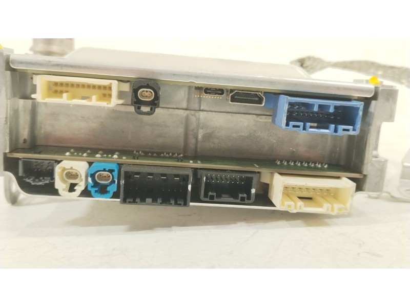 Recambio de modulo electronico para tesla model 3 ev referencia OEM IAM 168127100D 1566786S1E 1681271SOJ