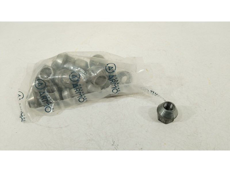 Recambio de tornillos rueda para tesla model 3 ev referencia OEM IAM 102700200B  