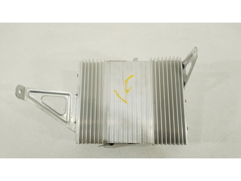 Recambio de amplificador para tesla model 3 ev referencia OEM IAM 107974800F  