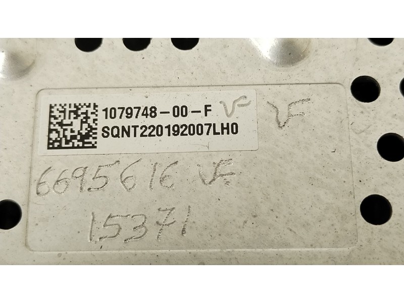 Recambio de amplificador para tesla model 3 ev referencia OEM IAM 107974800F  