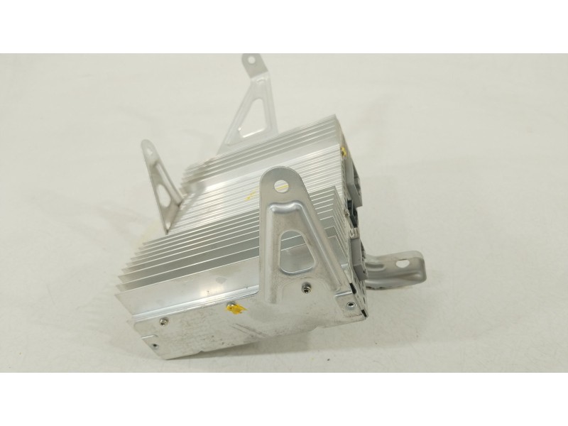 Recambio de amplificador para tesla model 3 ev referencia OEM IAM 107974800F  