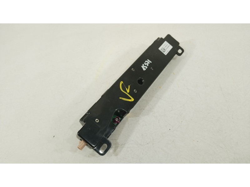 Recambio de amplificador para tesla model 3 ev referencia OEM IAM   