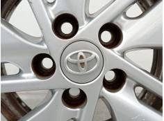 Recambio de llanta para toyota auris hybrid active referencia OEM IAM HL47292   2