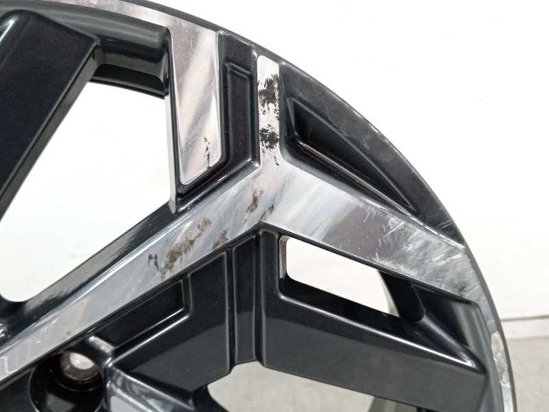 Recambio de llanta para hyundai kona (os, ose, osi) 1.0 t-gdi hybrid 48v referencia OEM IAM 52910BE650  