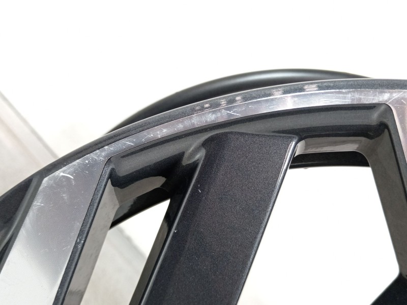 Recambio de llanta para hyundai kona (os, ose, osi) 1.0 t-gdi hybrid 48v referencia OEM IAM 52910BE650  