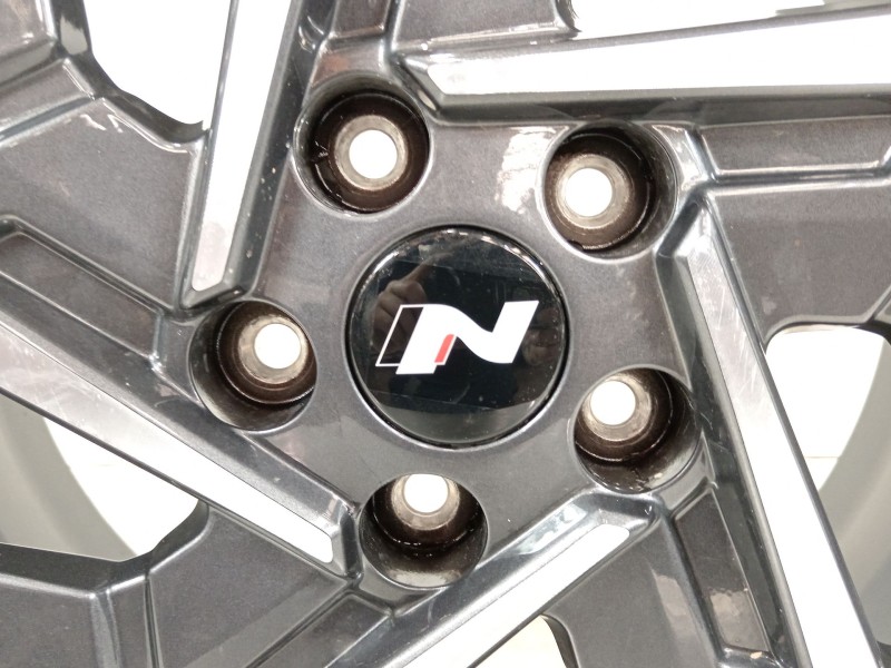 Recambio de llanta para hyundai kona (os, ose, osi) 1.0 t-gdi hybrid 48v referencia OEM IAM 52910BE650  