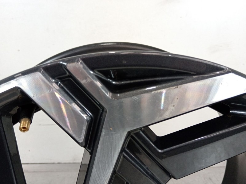 Recambio de llanta para hyundai kona (os, ose, osi) 1.0 t-gdi hybrid 48v referencia OEM IAM 52910BE650  