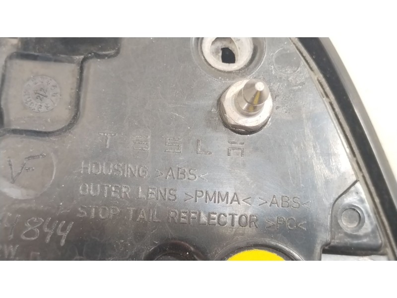 Recambio de piloto trasero izquierdo para tesla model 3 ev referencia OEM IAM 150208699D  