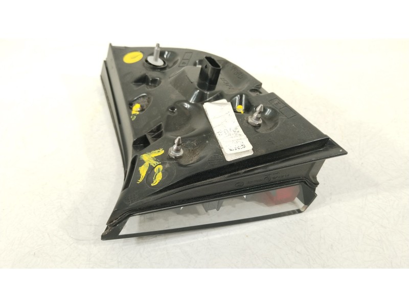 Recambio de piloto trasero izquierdo en porton para tesla model 3 ev referencia OEM IAM 2TZ015342911 150208800B 