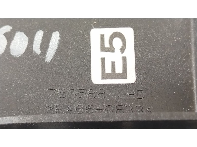 Recambio de palanca cambio para toyota yaris (_p21_, _pa1_, _ph1_) 1.5 hybrid (mxph11) referencia OEM IAM 33560F4050  